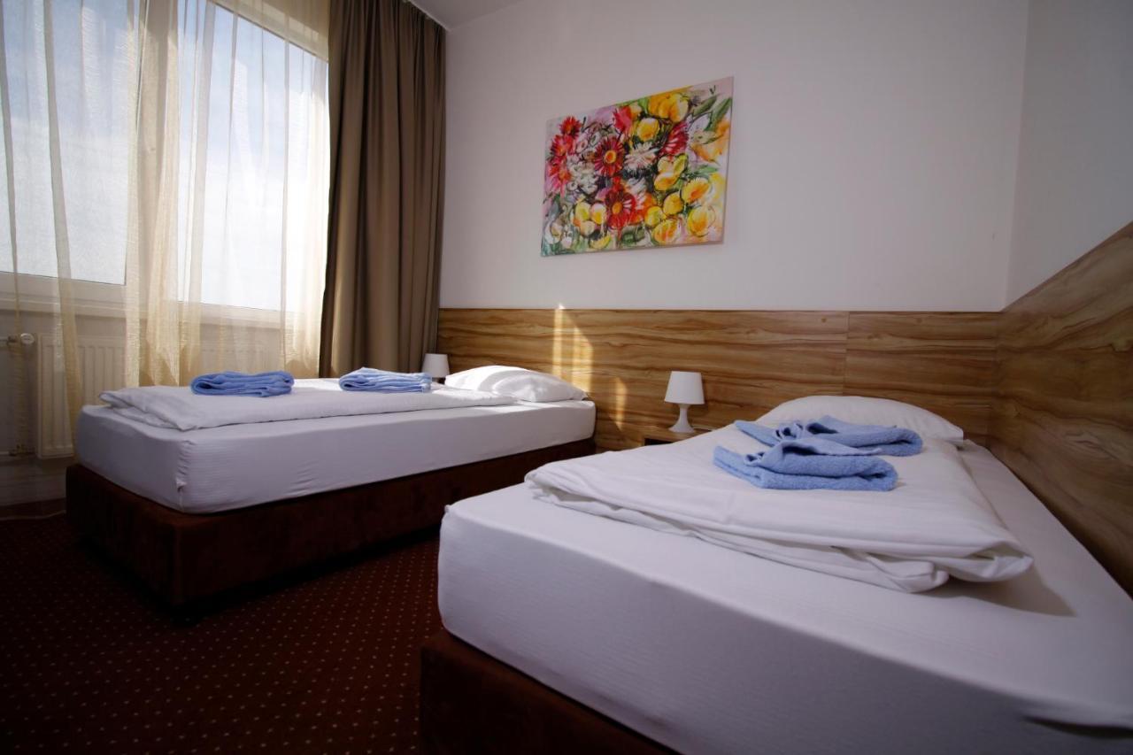 Aviator Garni Hotel Bratislava Dış mekan fotoğraf