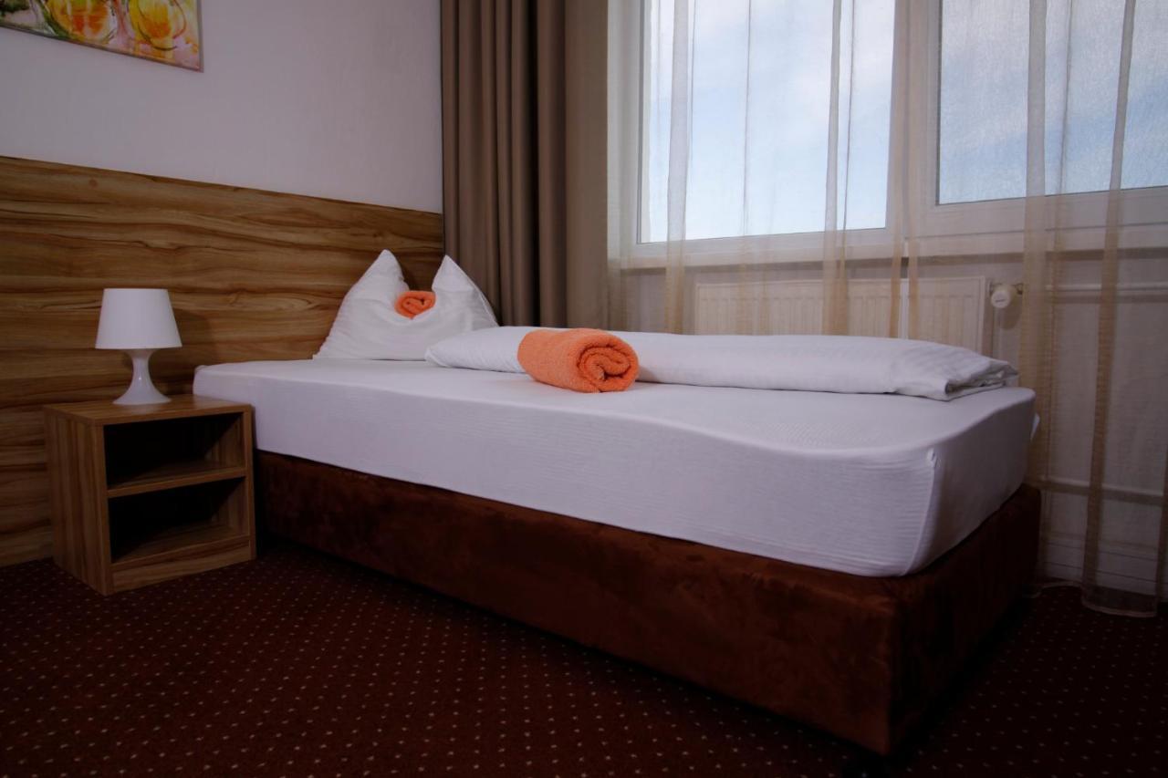 Aviator Garni Hotel Bratislava Dış mekan fotoğraf